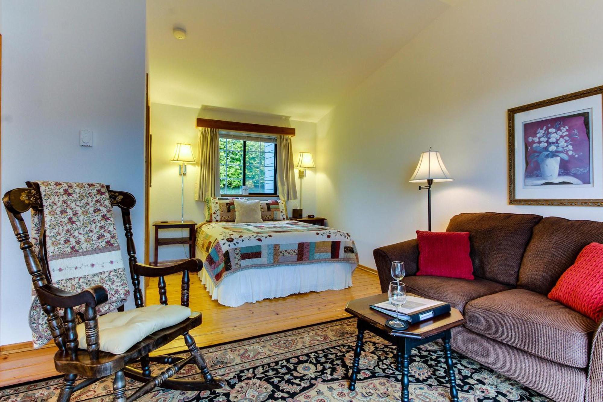 Ocean Cove Inn Яхатс Экстерьер фото