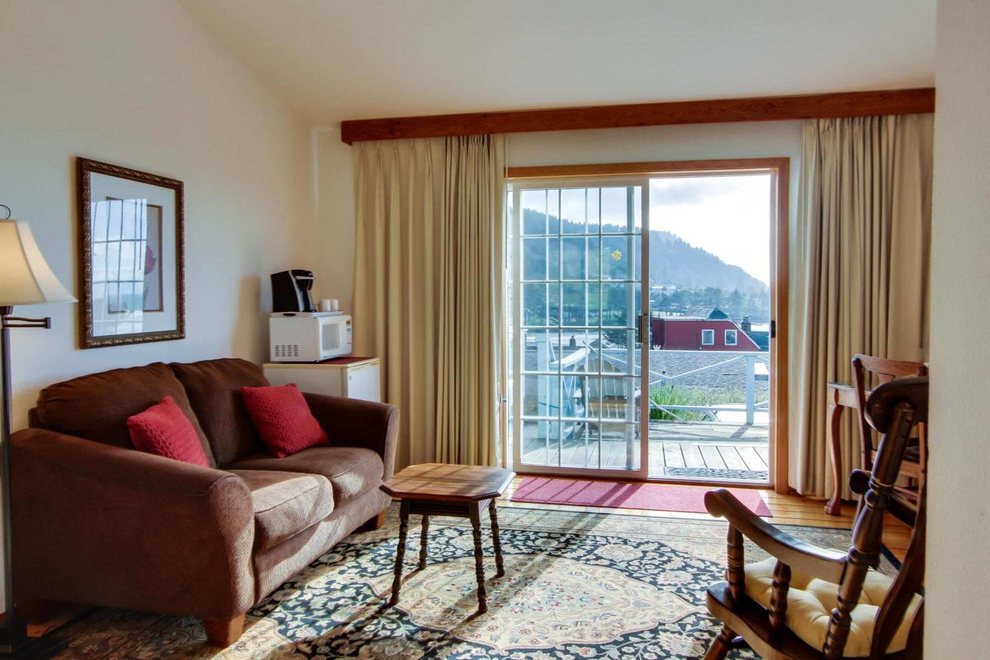 Ocean Cove Inn Яхатс Экстерьер фото