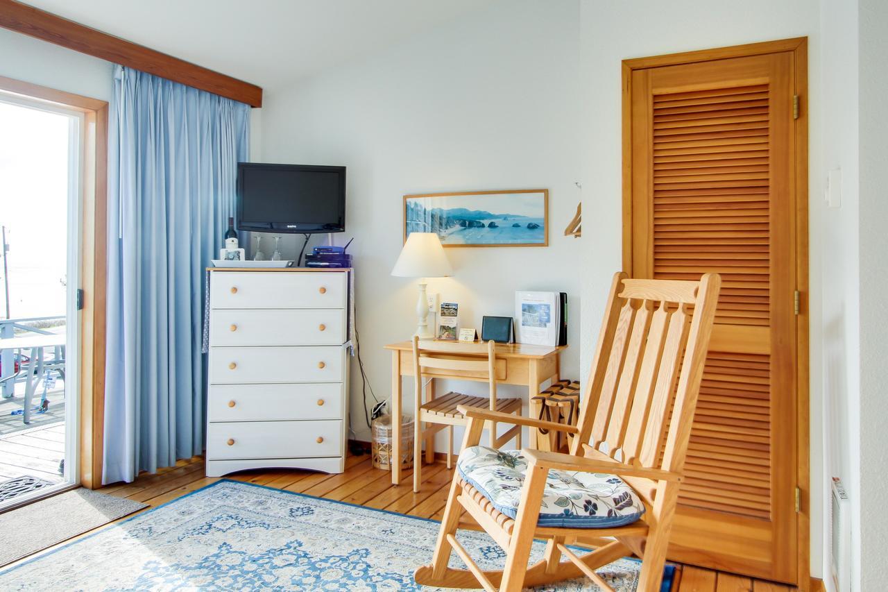 Ocean Cove Inn Яхатс Экстерьер фото